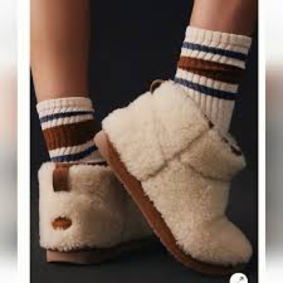 EMU Australia by Anthropologie Stinger Micro unisex Teddy Boots - Picture 3 of 8